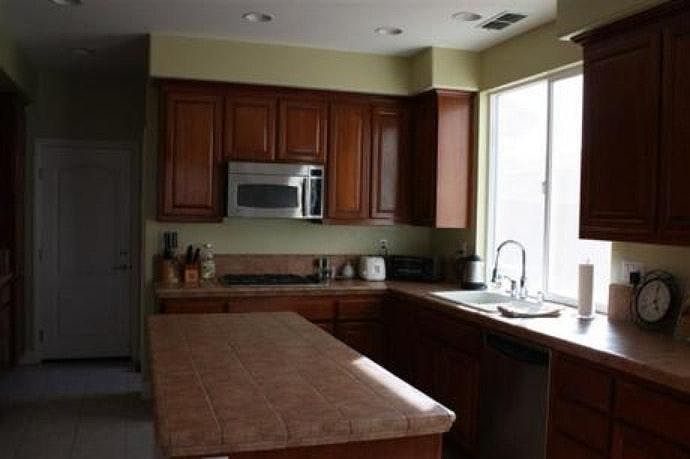 2nd image of 11881 Cobble Brook Dr