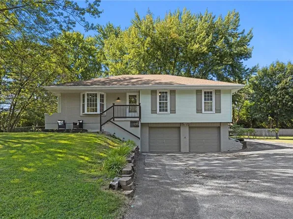 11504 N Cherry St, Kansas City, MO 64155