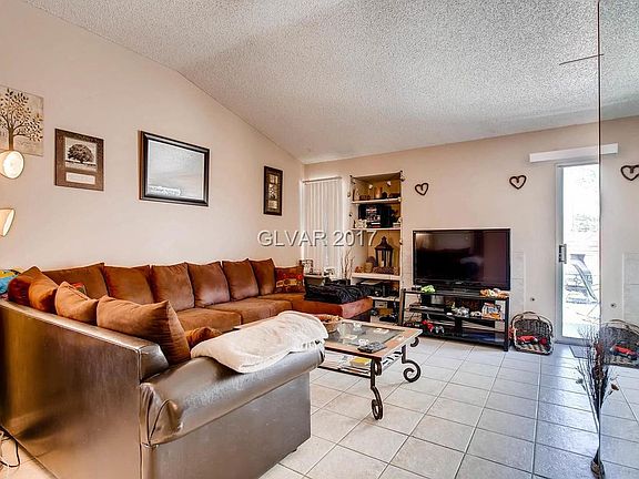 2nd image of 8208 Pompano Beach Ln