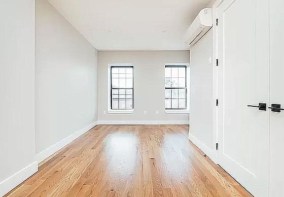 5th image of 234A Vernon Ave #3A