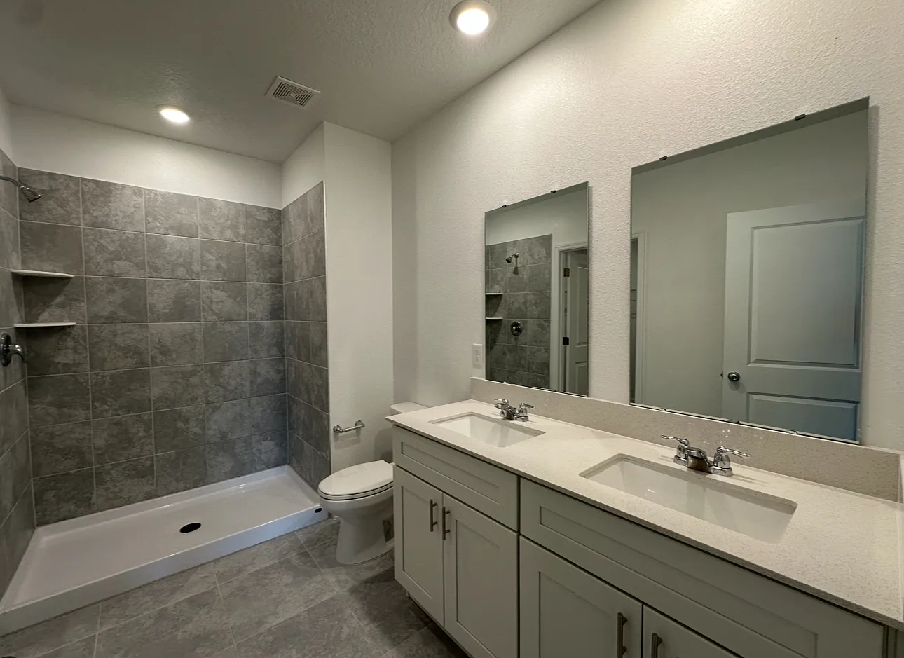 4776 Cloister Street - 1 — Photo 2