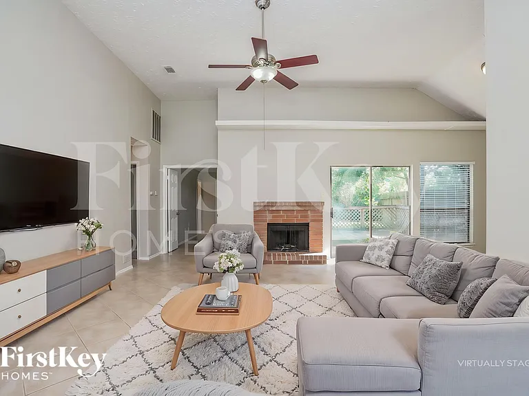 18423 Arbormont Dr — Photo 4