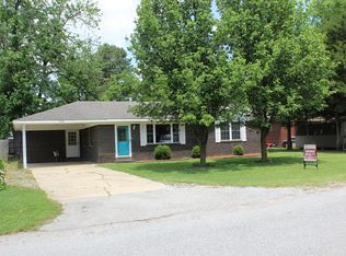 902 Bryan Ave, Corning, AR 72422
