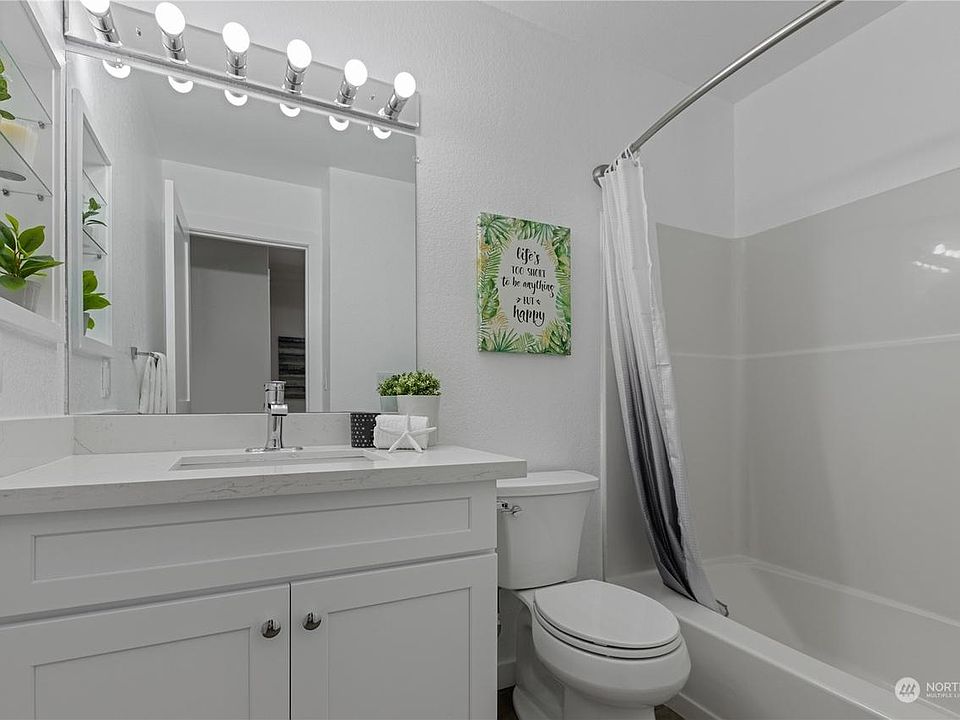 1st image of 17430 NE 88th Pl #30