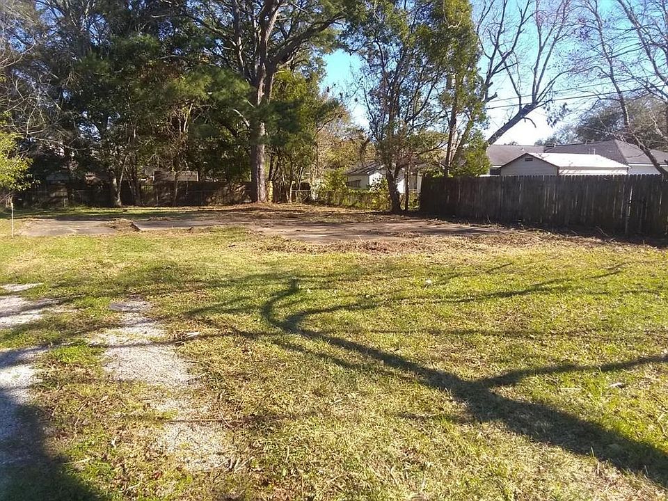 1st image of 1307 Pirtle St