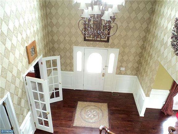 2nd image of 212 Audubon Dr