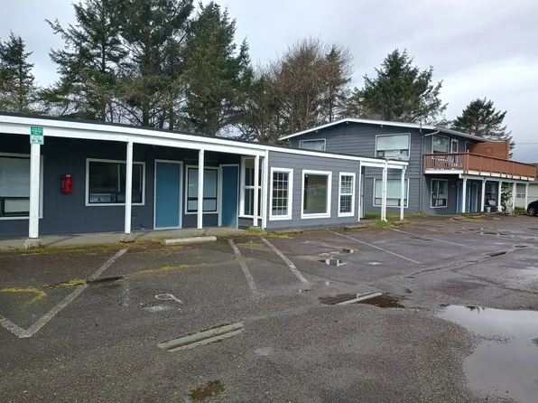 757 Ocean Ct NW Unit 10, Ocean Shores, WA 98569