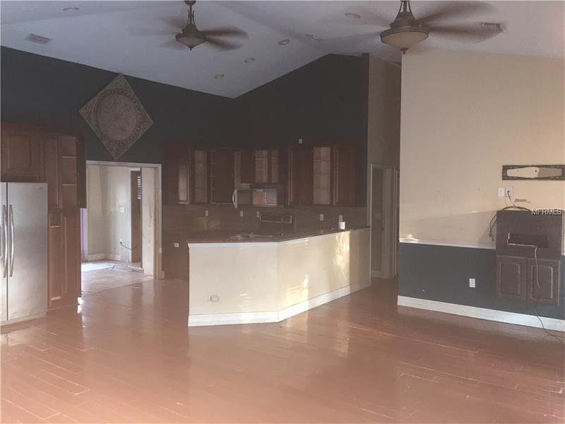 2nd image of 3605 Tamarix Dr