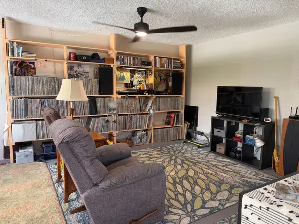 75-5709 Kalawa St APT D2, Kailua Kona, HI 96740