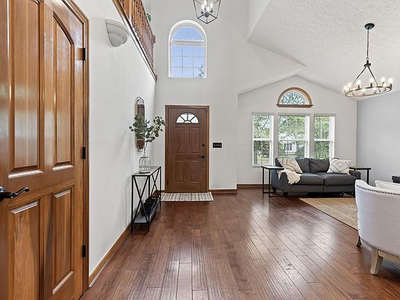 5th image of 6604 Westbury Dr