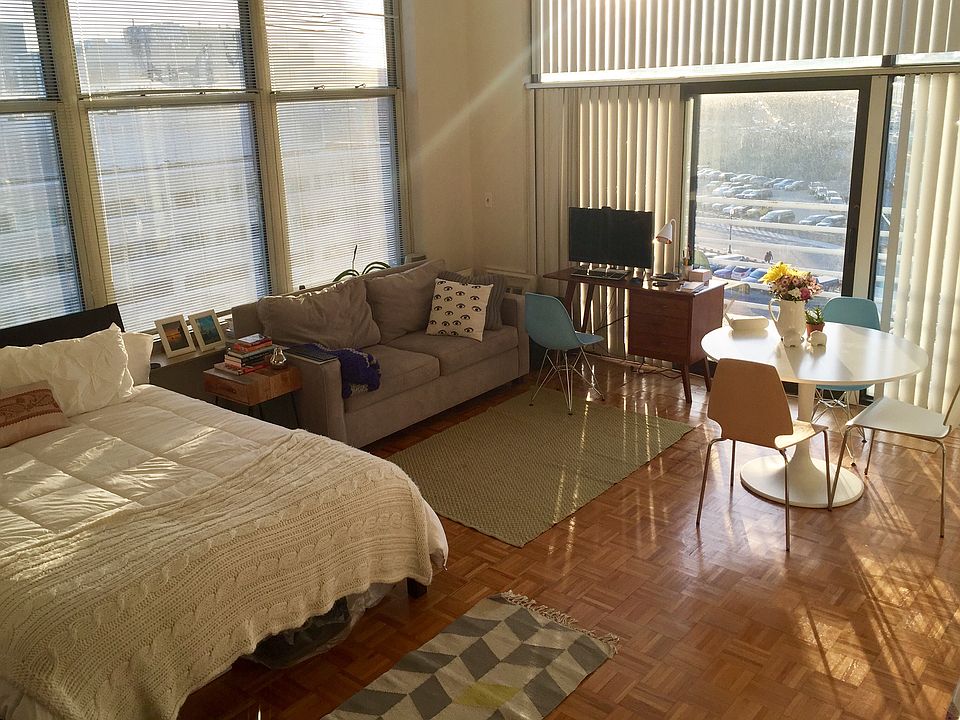1st image of 61 Brookline Ave #423