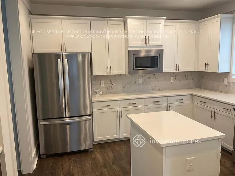 242 Founders Ln — Photo 5