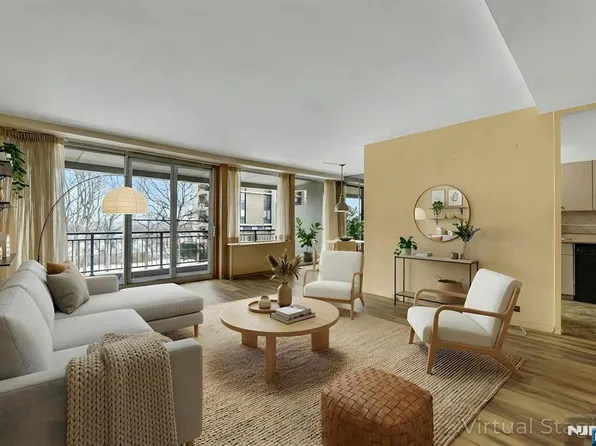 2 Horizon Rd APT G5, Fort Lee, NJ 07024