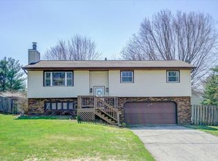 829 Liberty Dr, Deforest, WI 53532