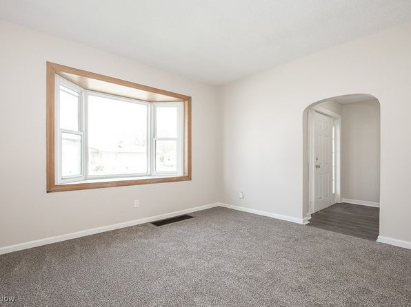 1231 W 19th St, Lorain, OH 44052