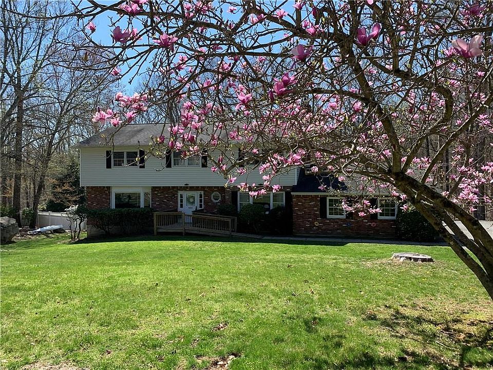 1st image of 11 Bucyrus Avenue