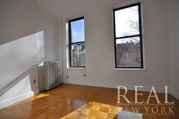 Rented by REAL New York | media 21