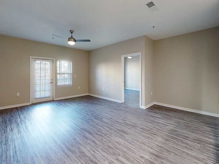 The Quarters at Towson Town Center — Photo 187