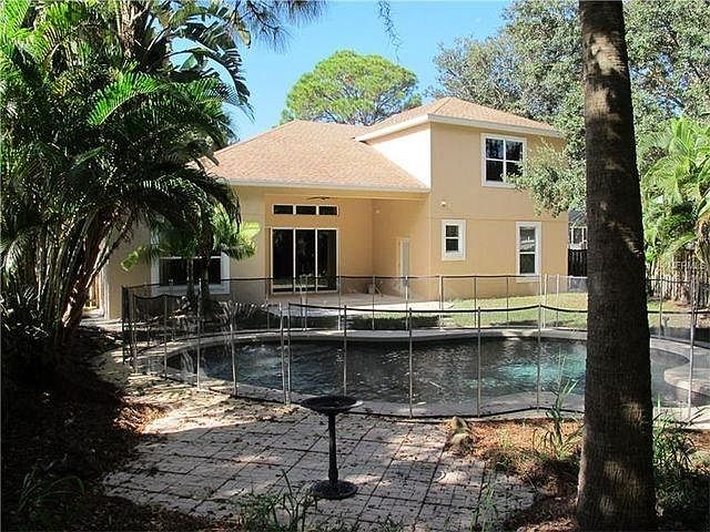 2nd image of 721 Shorecrest Dr