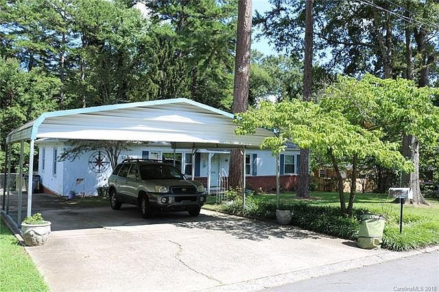 2nd image of 1546 Meadowbrook Ln