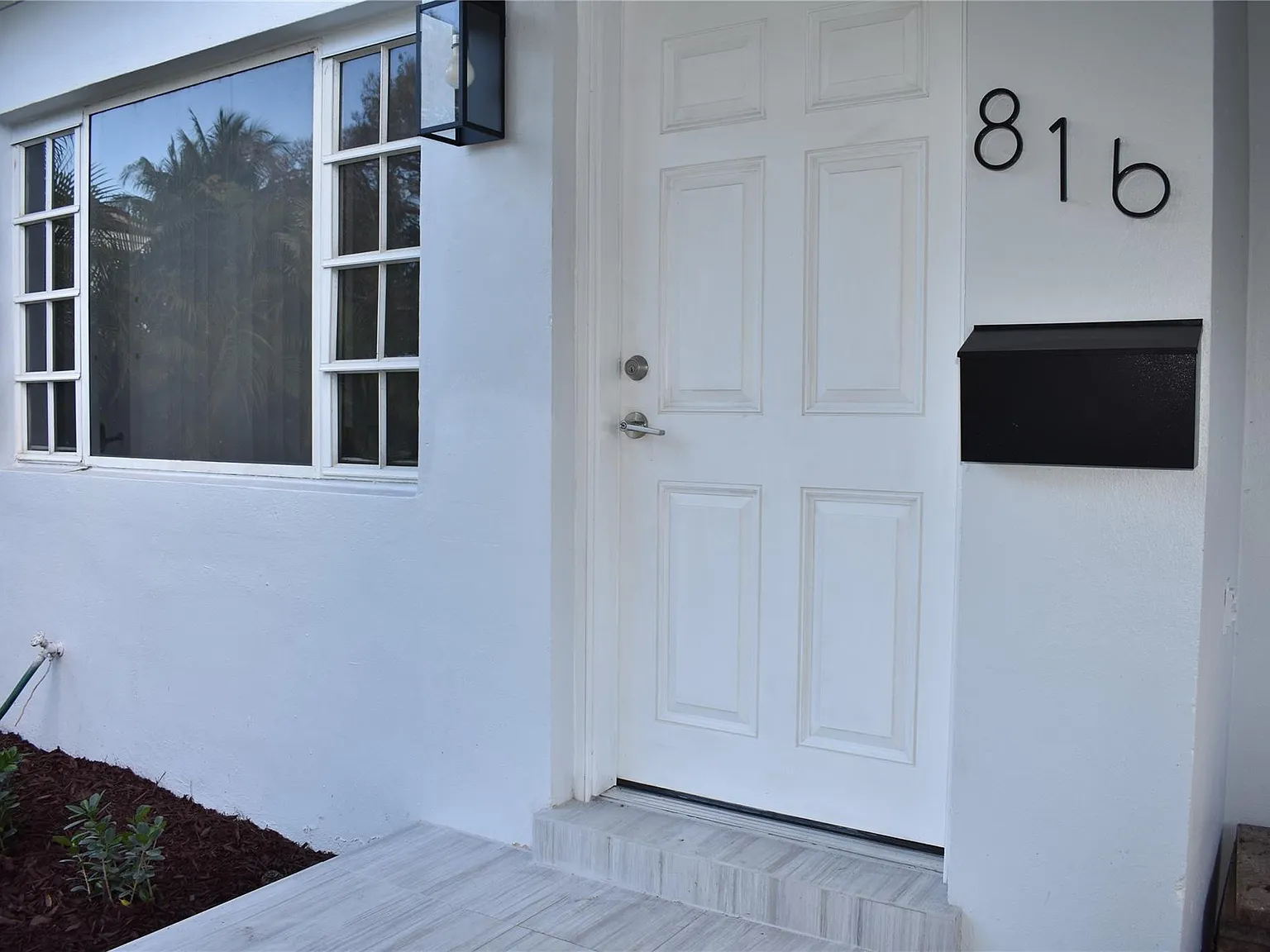 2 bed, 2.0 bath, 1220 sqft, $4,200 — Photo 3