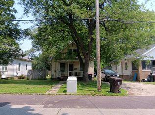 2710 N California Ave, Peoria, IL 61603