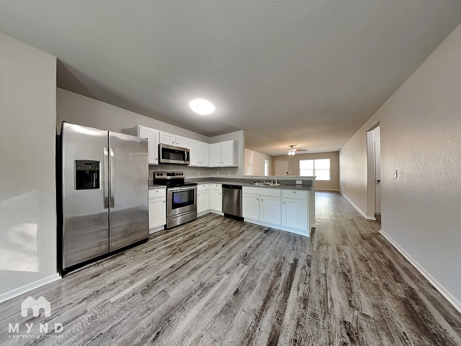 4 bed, 2.0 bath, 1476 sqft, $1,695 — Photo 4