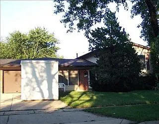 7887 Huntington Cir N photo 1