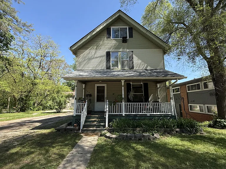1008 W Huron St — Photo 34