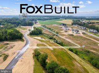 33 Jillian Way, Hummelstown, PA 17036