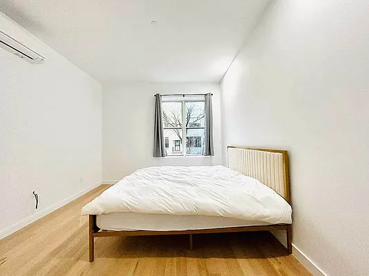 Rented by GROOME REALTY LLC | media 9