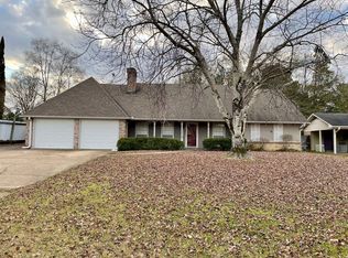 607 Bruin Ave, Pearl, MS 39208