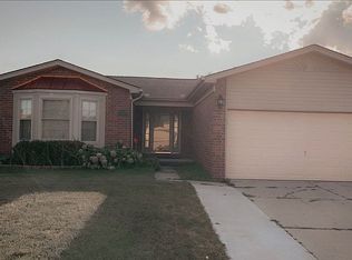35535 Buxton Dr, Sterling Heights, MI