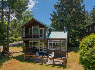 290 University Ave, Manzanita, OR 97130