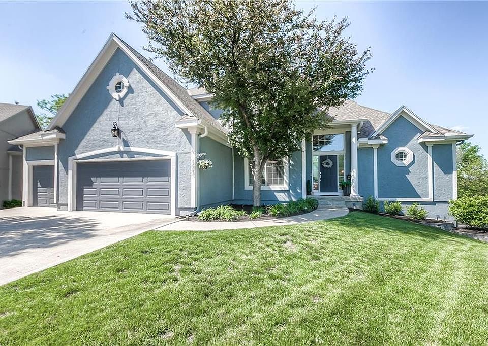 1st image of 4403 Meadow View Dr