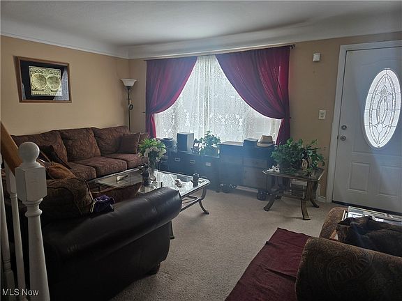 5th image of 109 Flora Dr