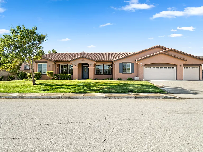 5512 Las Brisas Ter — Photo 17