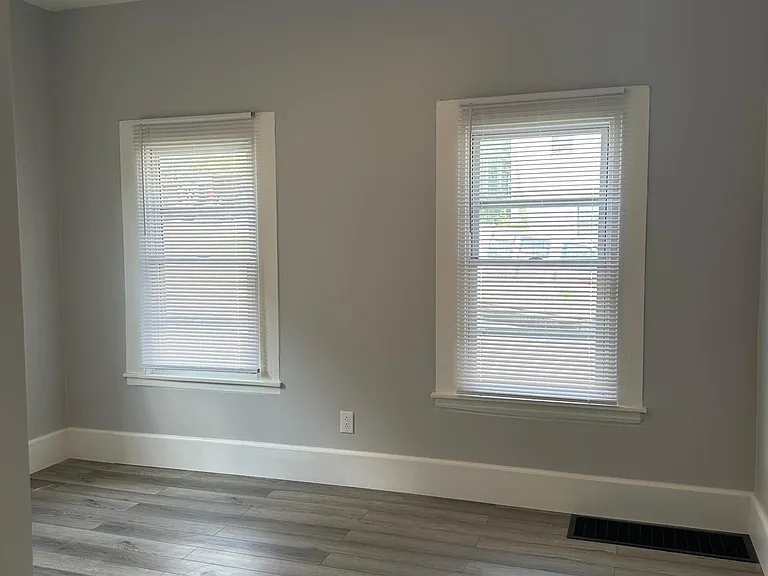 205 W Marcellus St — Photo 22