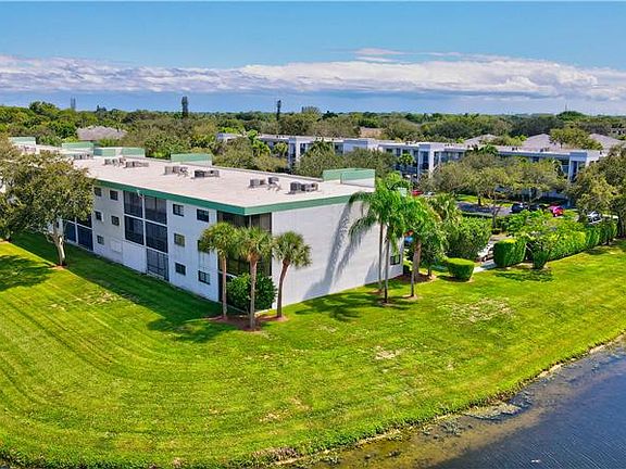 4th image of 15365 Lakes Of Delray Blvd APT 303