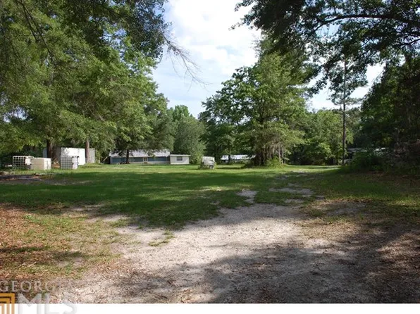 2680 Farley Burnsed Rd, Saint George, GA 31562