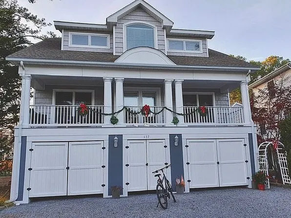 637 Tingle Ave, Bethany Beach, DE 19930