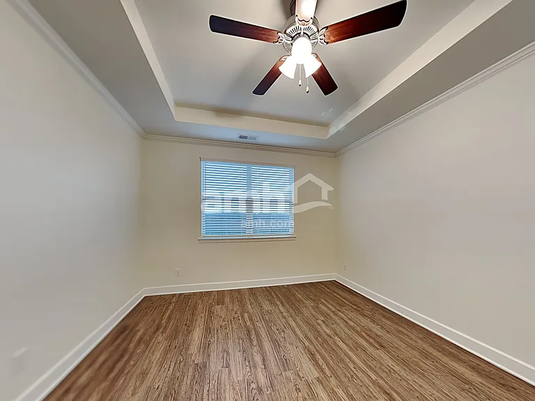 4329 Longfellow Dr — Photo 11