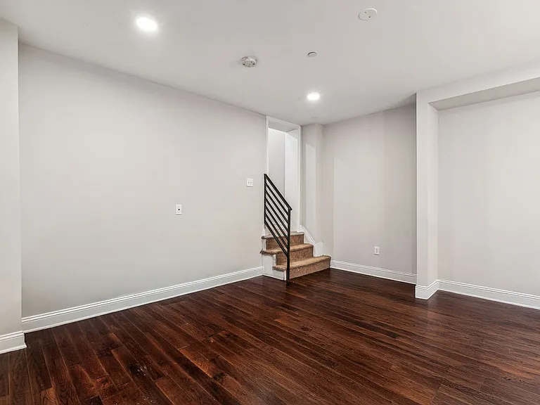 1721 Pine St #B — Photo 9