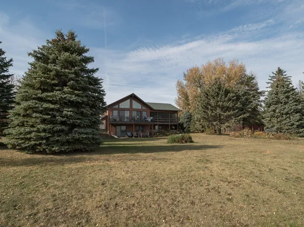 1110 Park Rd, Madison Lake, MN 56063