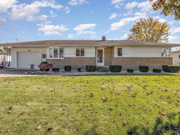 3312 Sunnyview Dr, Saginaw, MI 48604