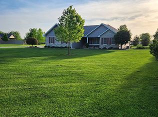 2035 Steinkoenig School Rd, Highland, IL 62249