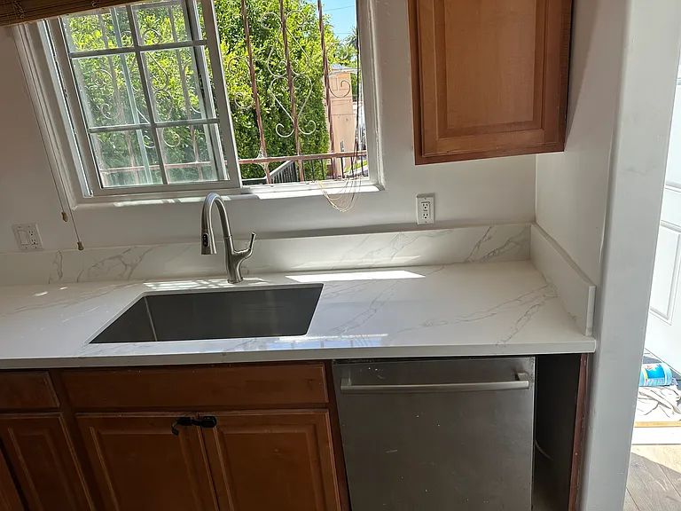 1609 Ellsmere Ave — Photo 8