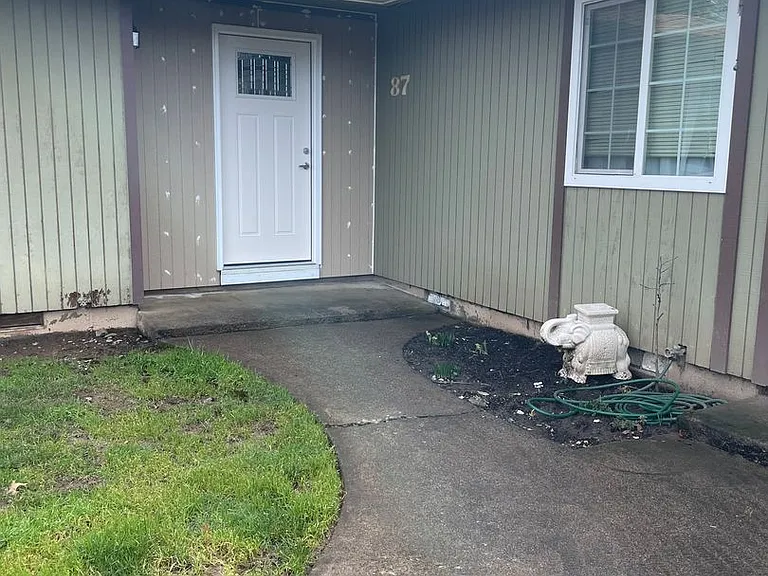 Albany Meadows Apartments — Photo 97
