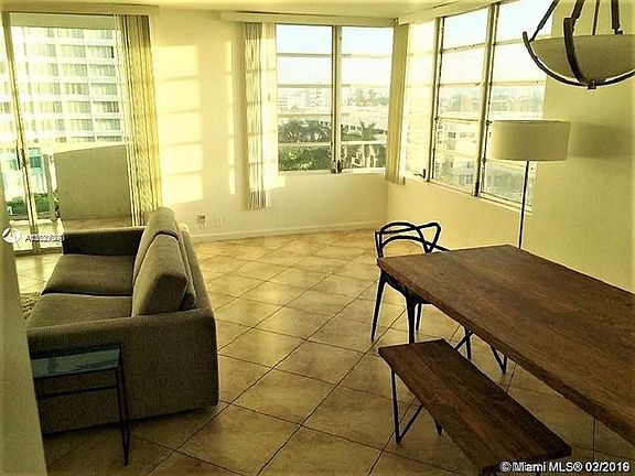 5th image of 1000 West Ave APT 703