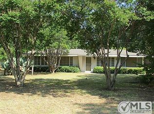 607 Thompson Dr, Lake Dallas, TX 75065